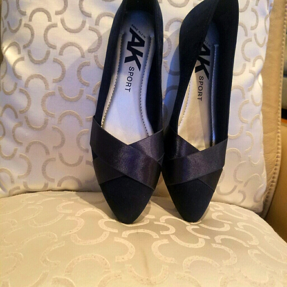 Anne Klein flats